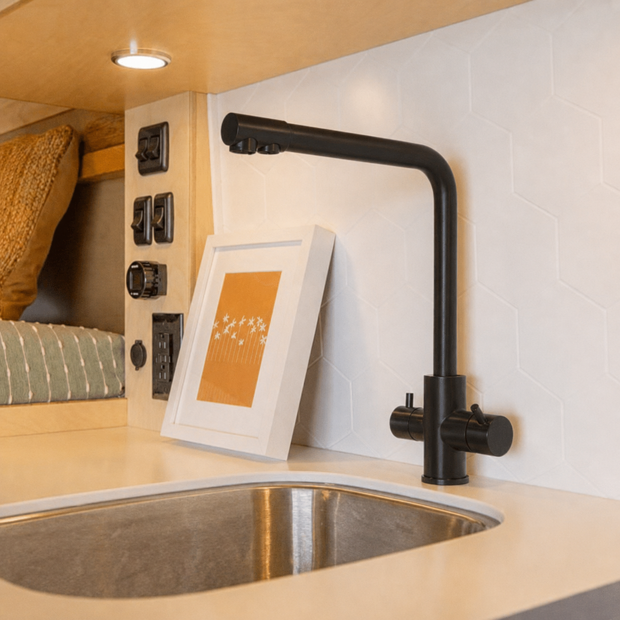 Double kitchen faucet – brushed stainless steel - Image 2